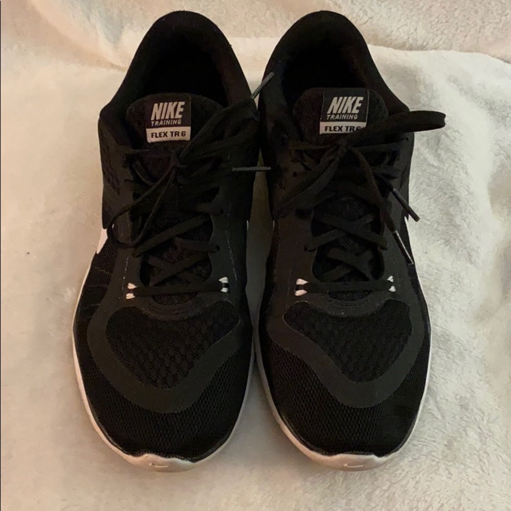 Nike flex tr6 size 8.5 black